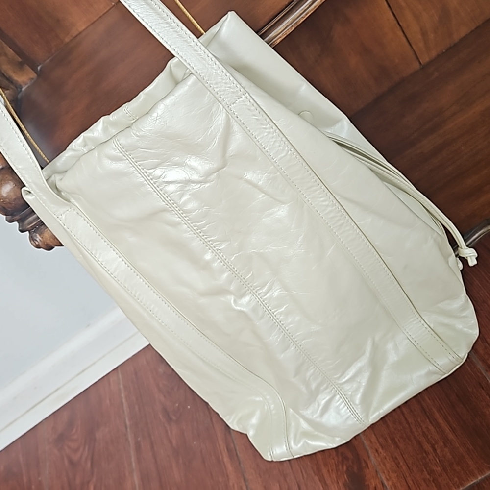 Leather Tote Unique! View 6